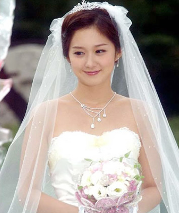 明星潜规则之张娜拉_张娜拉韩国明星婚纱照